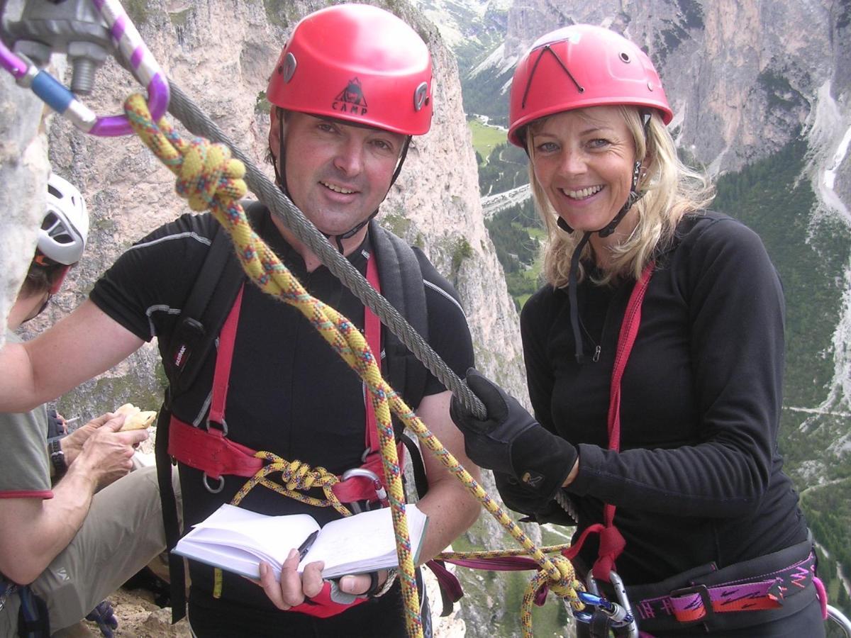 Garni Flurida Bed & Breakfast Selva di Val Gardena Exterior foto