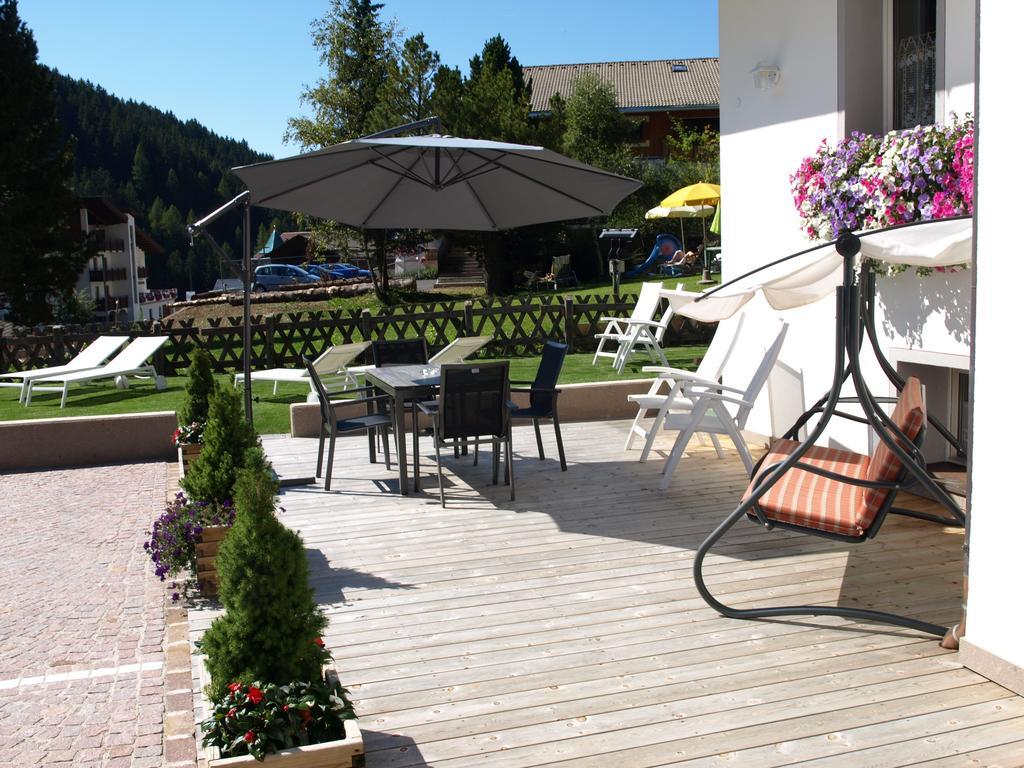 Garni Flurida Bed & Breakfast Selva di Val Gardena Exterior foto