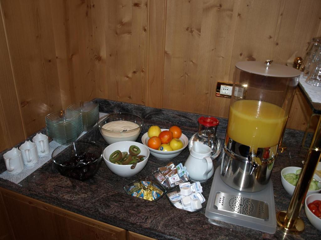 Garni Flurida Bed & Breakfast Selva di Val Gardena Exterior foto